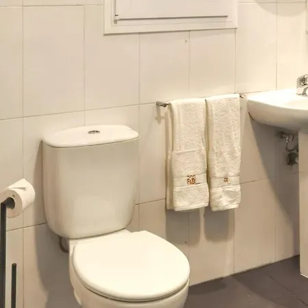 Charming In With View 70 M² + Parking Apartment *
