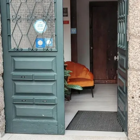 Charming In With View 70 M² + Parking * Guimarães