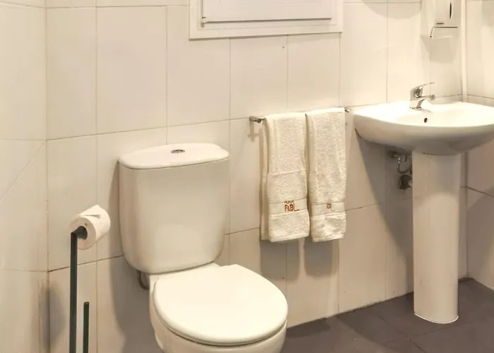 Charming In Of 70 M² דירה *